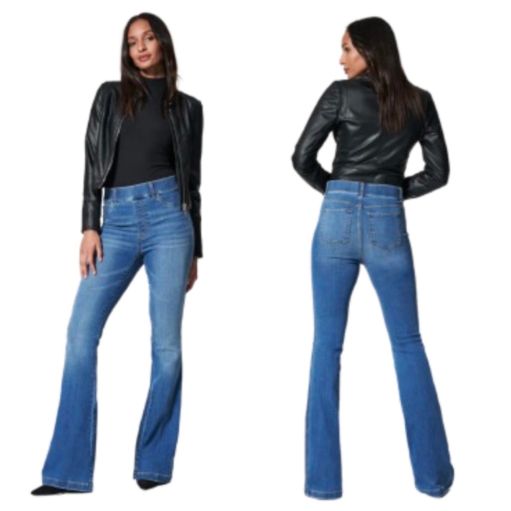 SPANX NWT Flare Jeans in Indigo Wash Size Small Petite